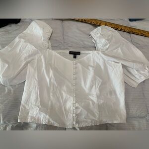 Banana Republic Medium Cotton White Coquette Blouse sweet spring summer